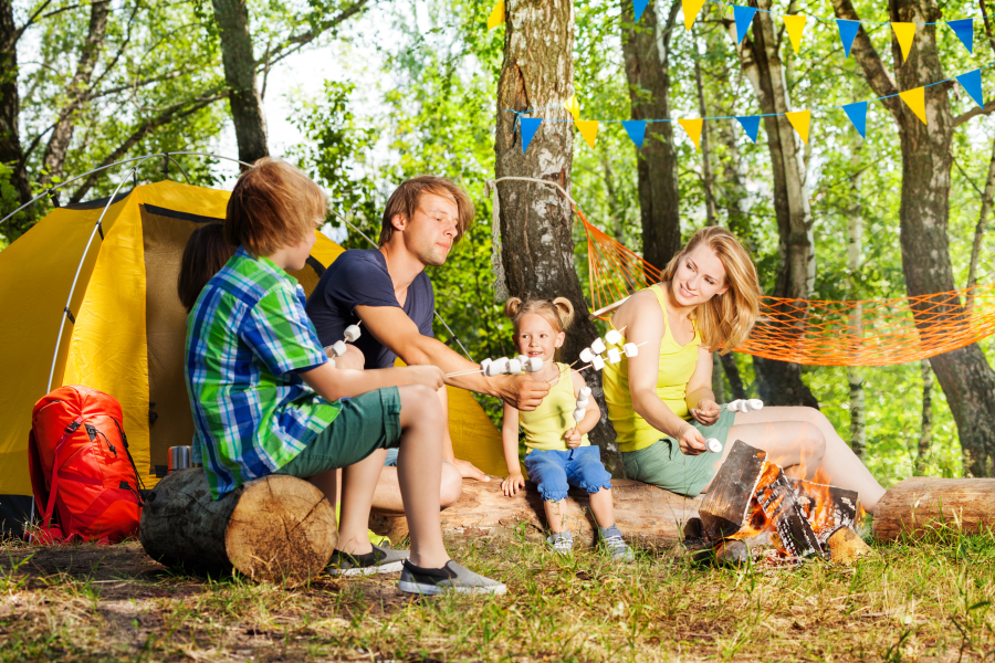 famille au camping Nantes et alentours